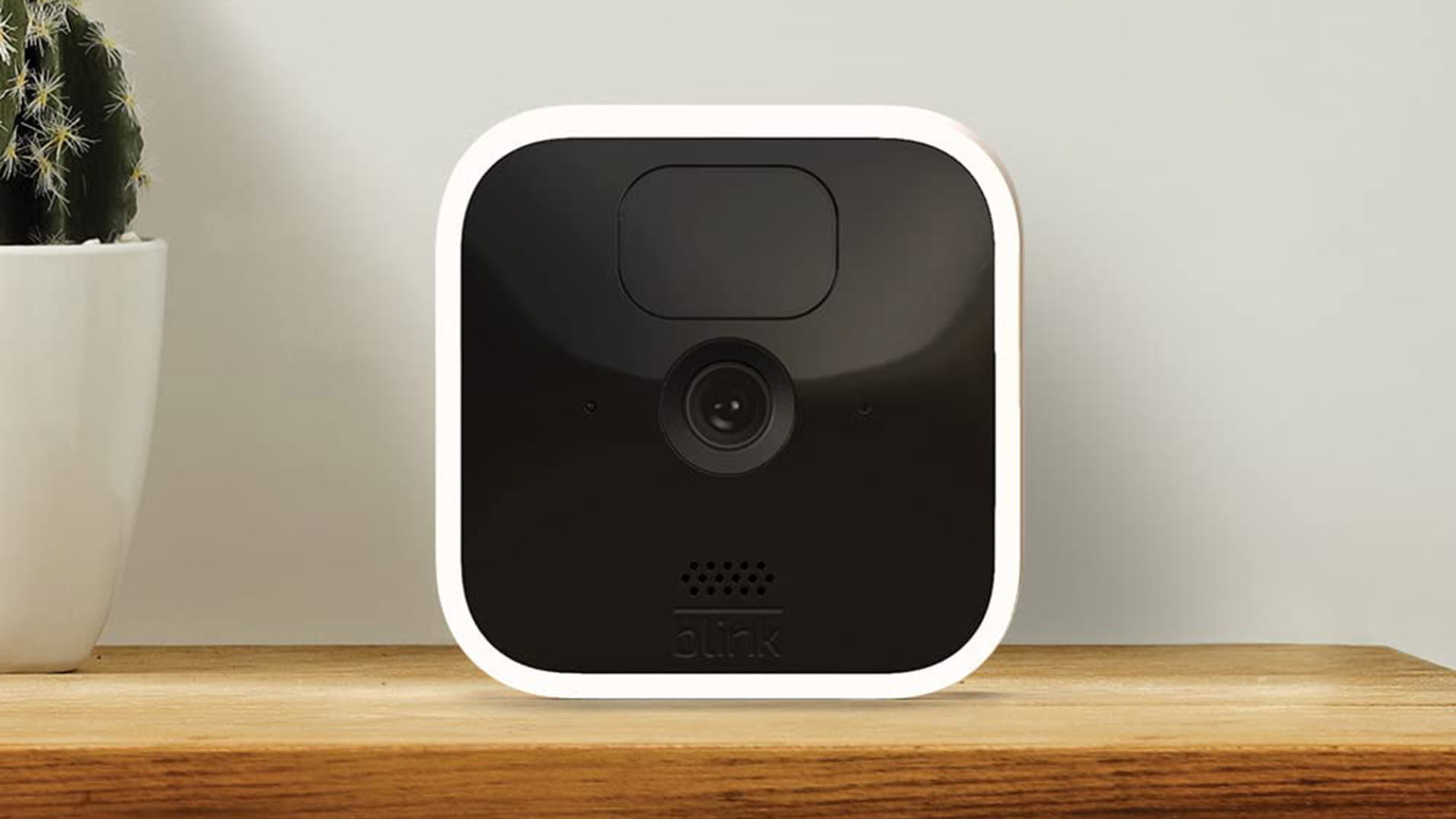 Blink Indoor Camera sur une table