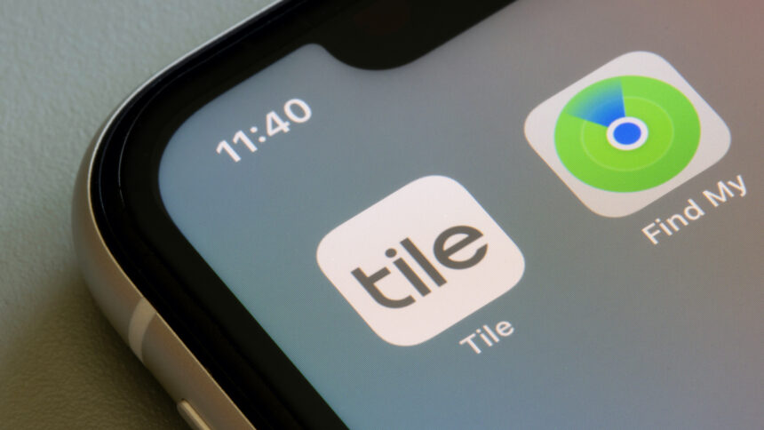 Tile contre AirTags : les traqueurs intelligents comparés