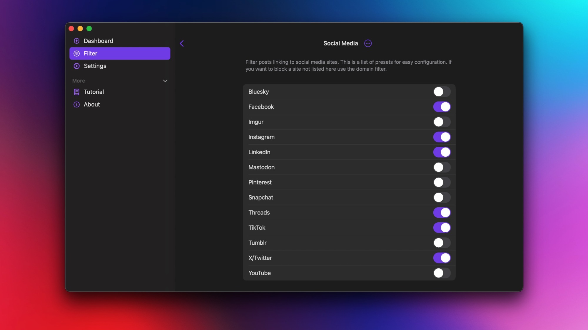La page de la liste de blocage des réseaux sociaux de Protego dans son application Mac. Elle répertorie les réseaux sociaux populaires et a un bouton à bascule à côté de chaque nom de la liste.
