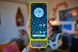Le boîtier à clavier Click est enfin disponible pour Android.