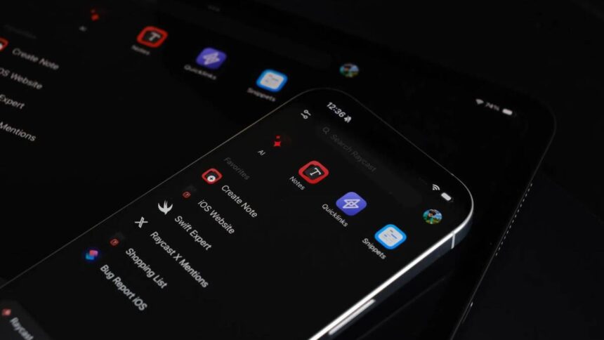 Raycast a finalement une application pour iPhone, mais elle est assez limitée.